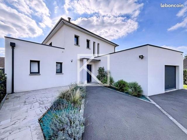 Maison 7 pièces 170 m²