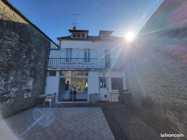 Maison 7 pièces 170 m²