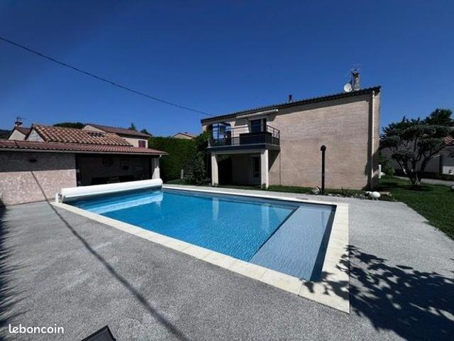 Maison 7 pièces 170 m²