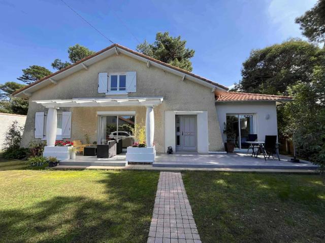 Maison 7 pièces 170 m²