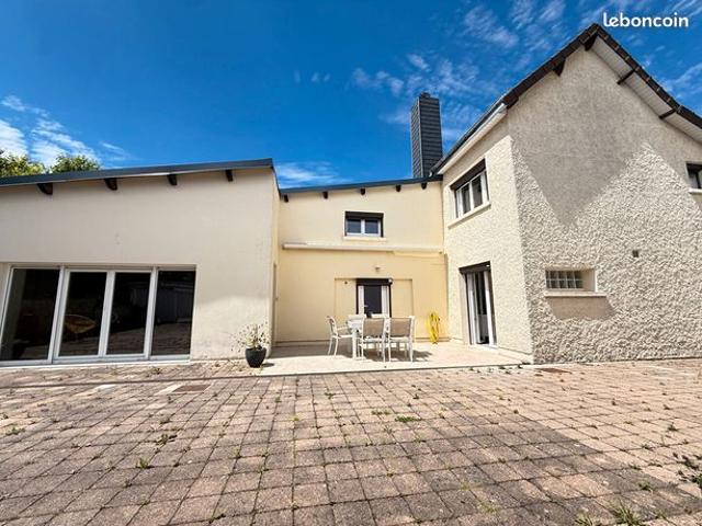 Maison 7 pièces 170 m²