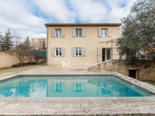 Maison 7 pièces 170 m²