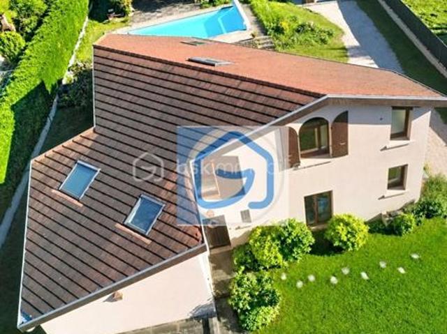 Maison 7 pièces 171 m²