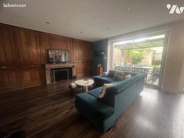 Maison 7 pièces 171 m²