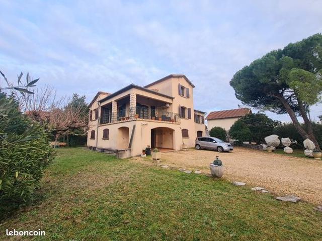 Maison 7 pièces 171 m²