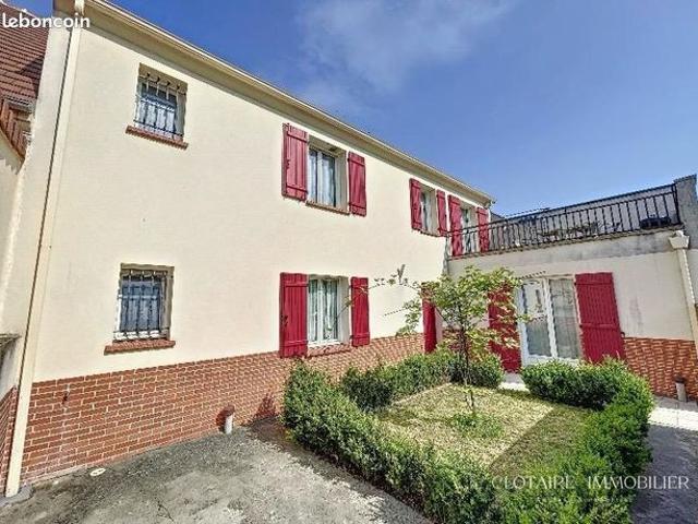 Maison 8 pièces 171 m²