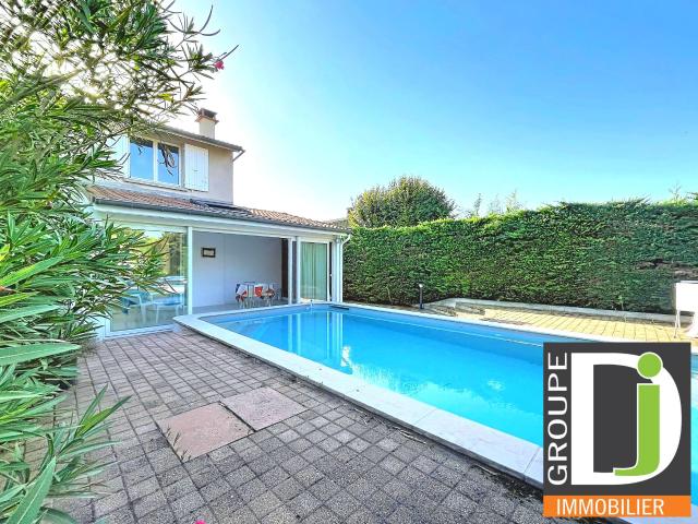 Maison 7 pièces 171 m²