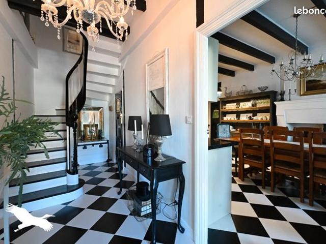 Maison 7 pièces 172 m²