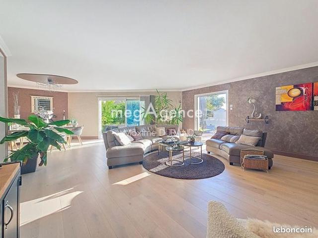 Maison 7 pièces 172 m²
