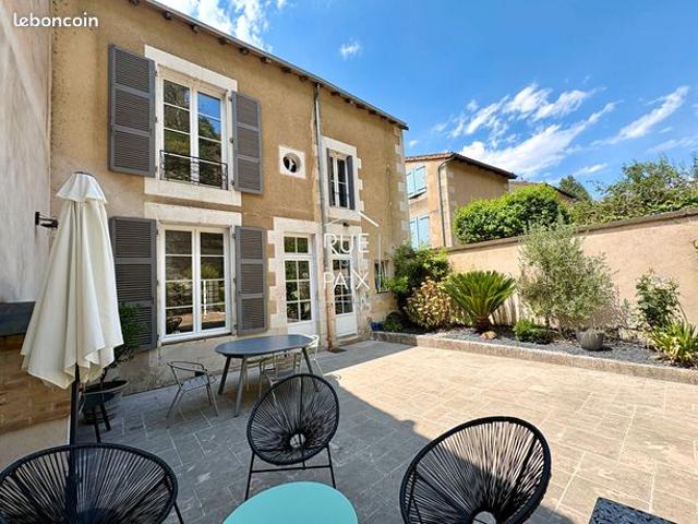 Maison 7 pièces 172 m²
