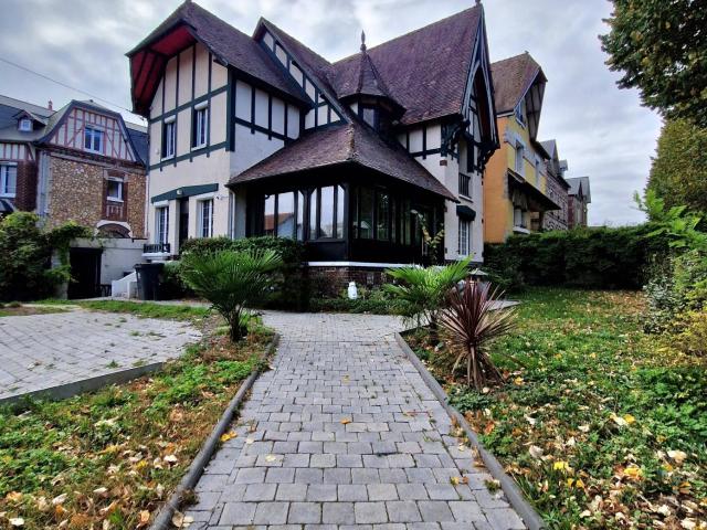 Maison 7 pièces 172 m²
