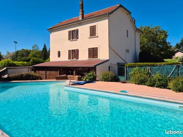 Maison 7 pièces 173 m²