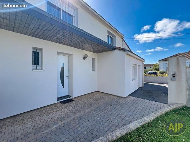 Maison 7 pièces 173 m²