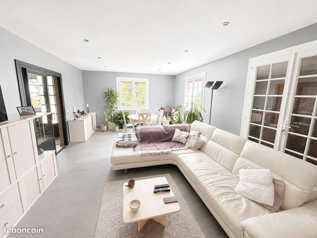 Maison 7 pièces 173 m²