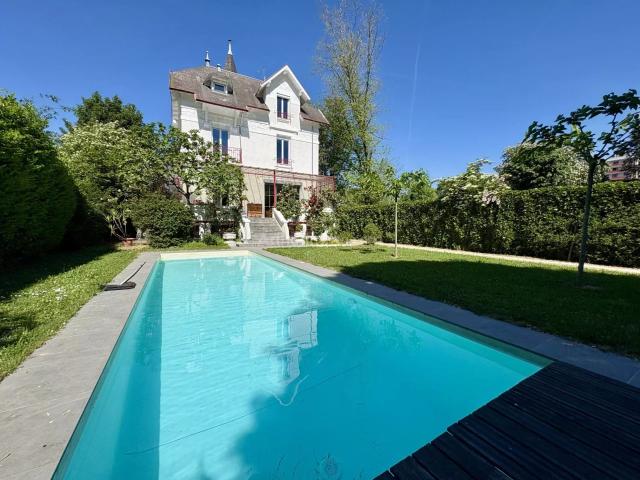 Maison 7 pièces 173 m²