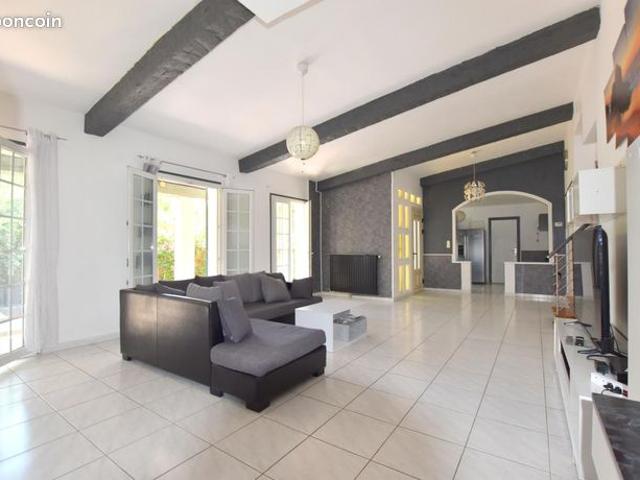Maison 7 pièces 173 m²