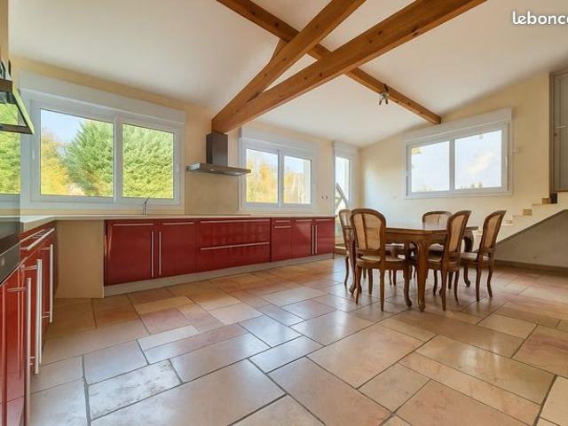 Maison 7 pièces 173 m²