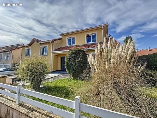 Maison 7 pièces 173 m²