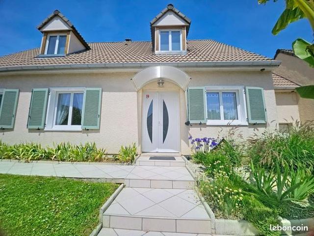 Maison 7 pièces 173 m²