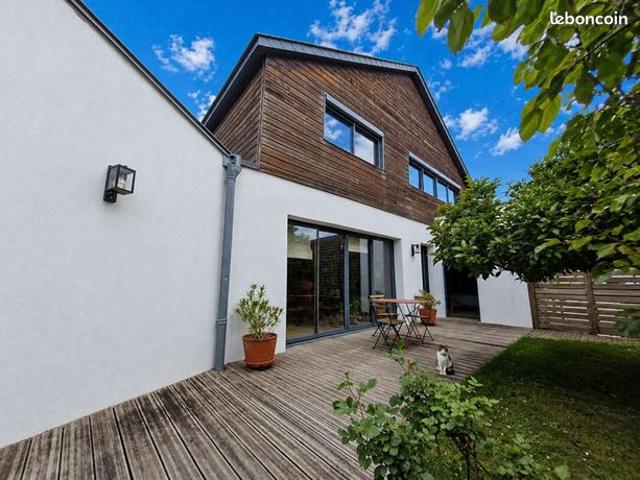 Maison 7 pièces 173 m²