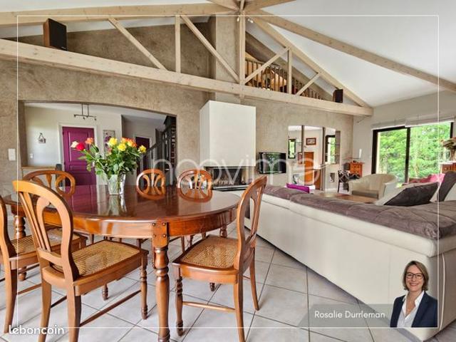 Maison 7 pièces 184 m²