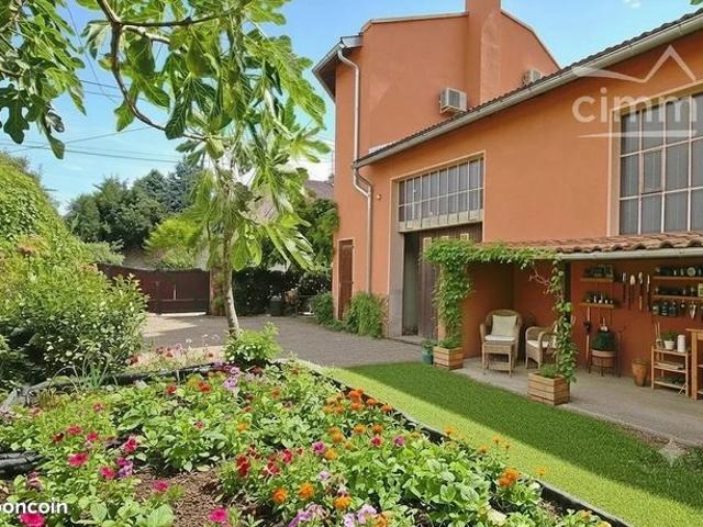 Maison 7 pièces 184 m²