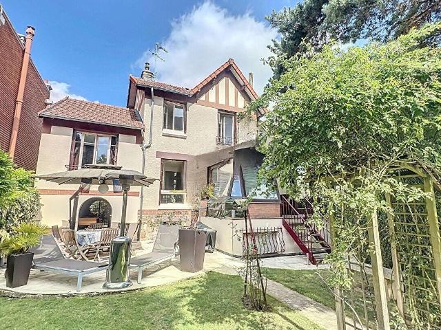Maison 7 pièces 184 m²