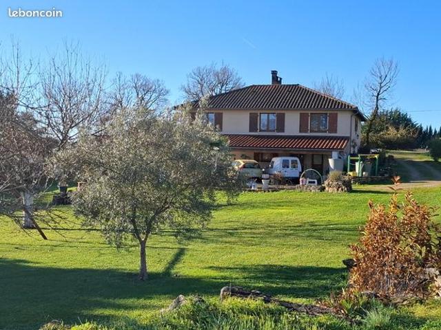 Maison 7 pièces 184 m²