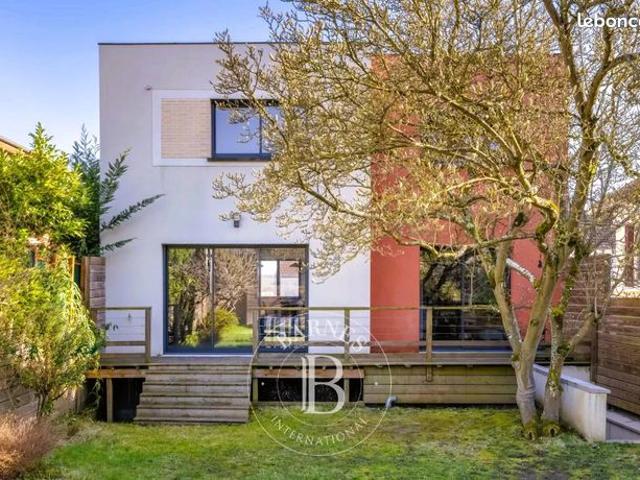 Maison 7 pièces 184 m²
