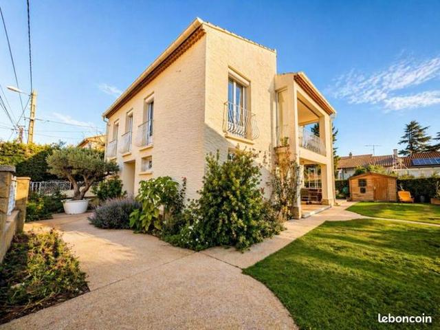Maison 7 pièces 184 m²