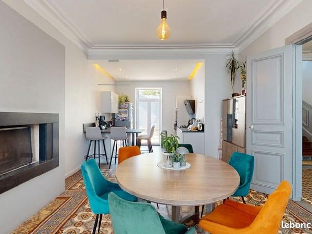 Maison 7 pièces 184 m²