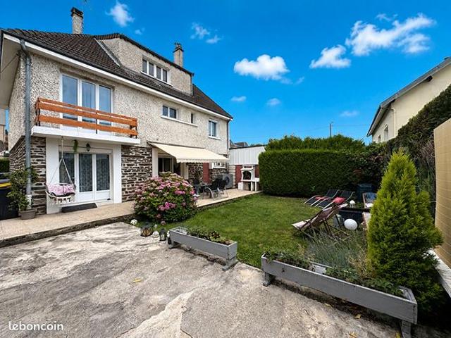 Maison 7 pièces 184 m²