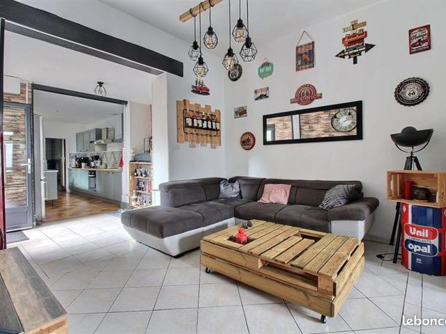 Maison 7 pièces 184 m²