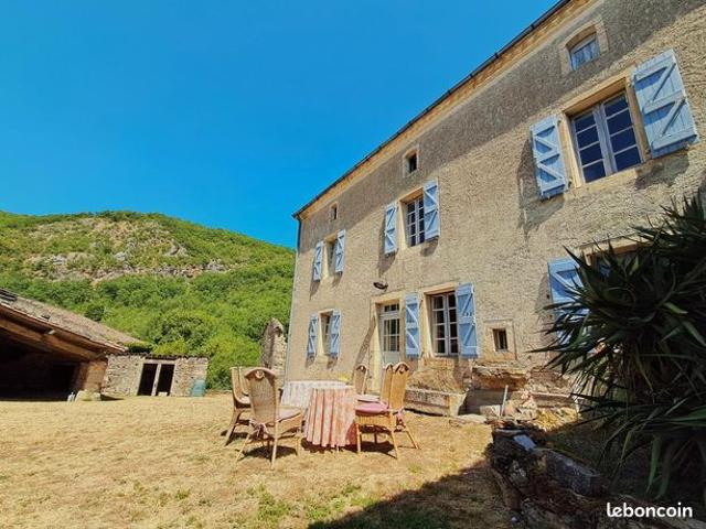 Maison 7 pièces 184 m²