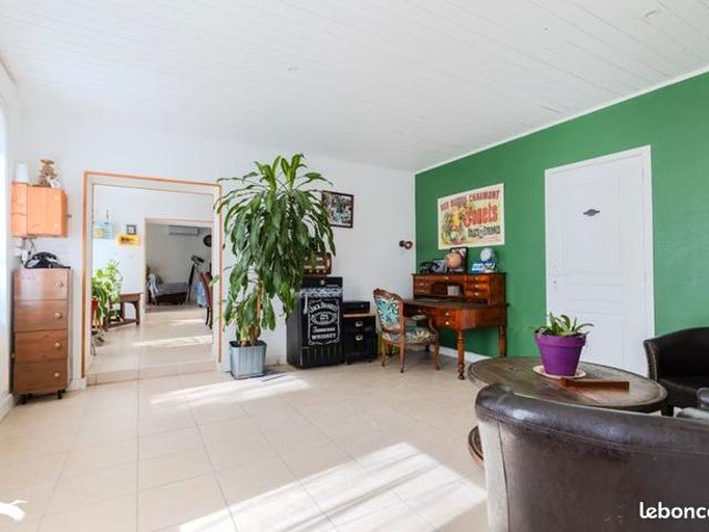 Maison 7 pièces 184 m²
