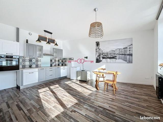 Maison 7 pièces 184 m²