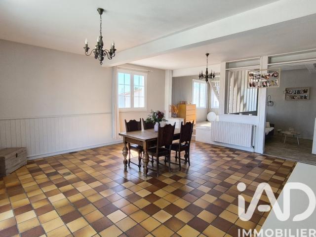 Maison 7 pièces 184 m²