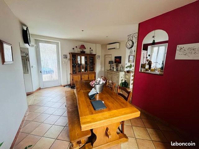 Maison 7 pièces 184 m²