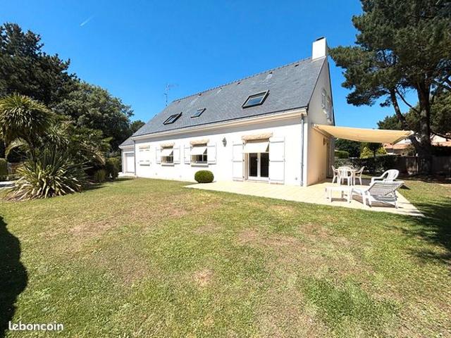 Maison 7 pièces 184 m²