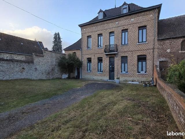 Maison 7 pièces 184 m²
