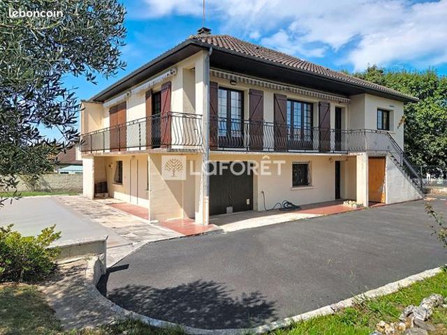 Maison 7 pièces 184 m²