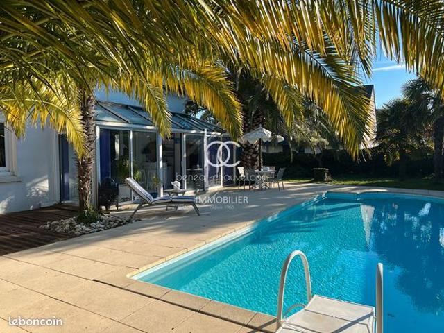 Maison 7 pièces 184 m²