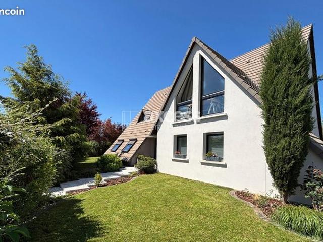 Maison 7 pièces 184 m²