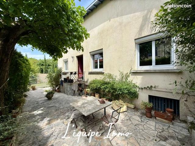 Maison 7 pièces 184 m²