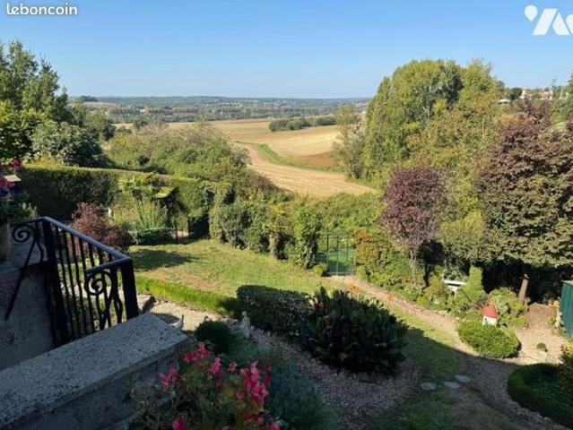 Maison 7 pièces 185 m²