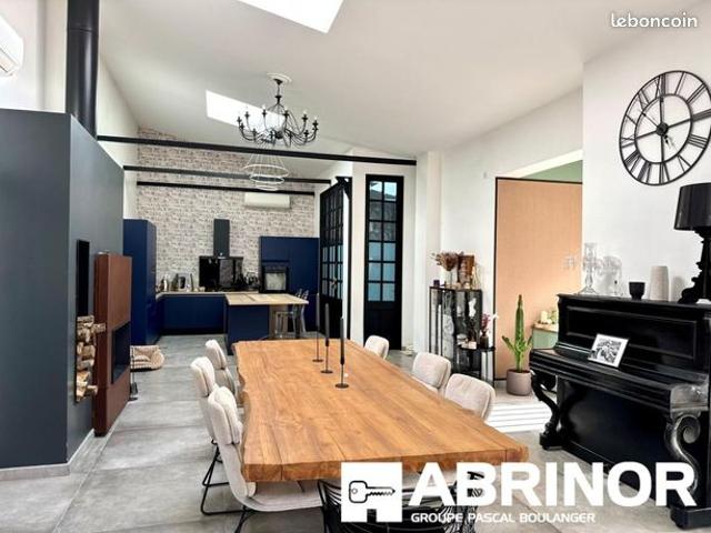 Maison 7 pièces 185 m²