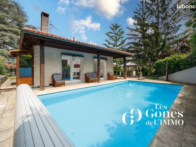 Maison 7 pièces 185 m²