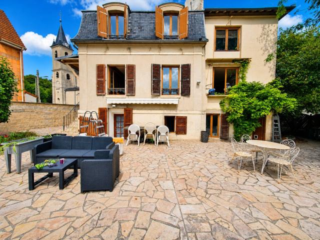 Maison 7 pièces 185 m²
