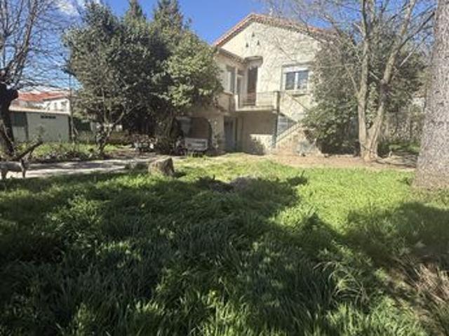 Maison 7 pièces 185 m²