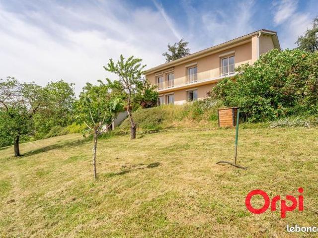 Maison 7 pièces 185 m²